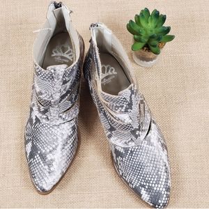NWOB Fergalicios Malaki Snakeskin Print Caged Block Heel Bootie